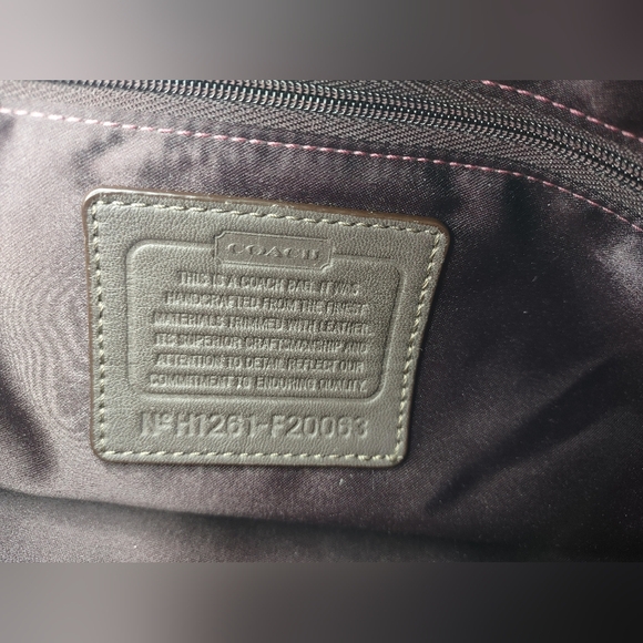 Coach Ashley Scarf Print Hobo  Handbag Purse. F20063 - Picture 7 of 7